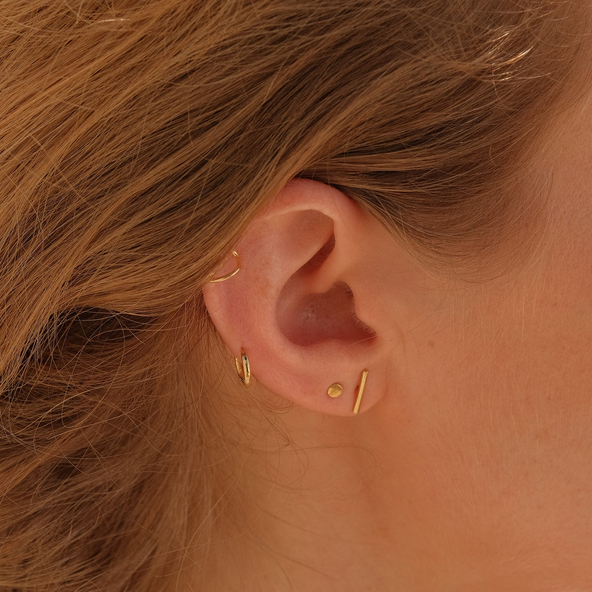 Bar Stud Earrings main image 1