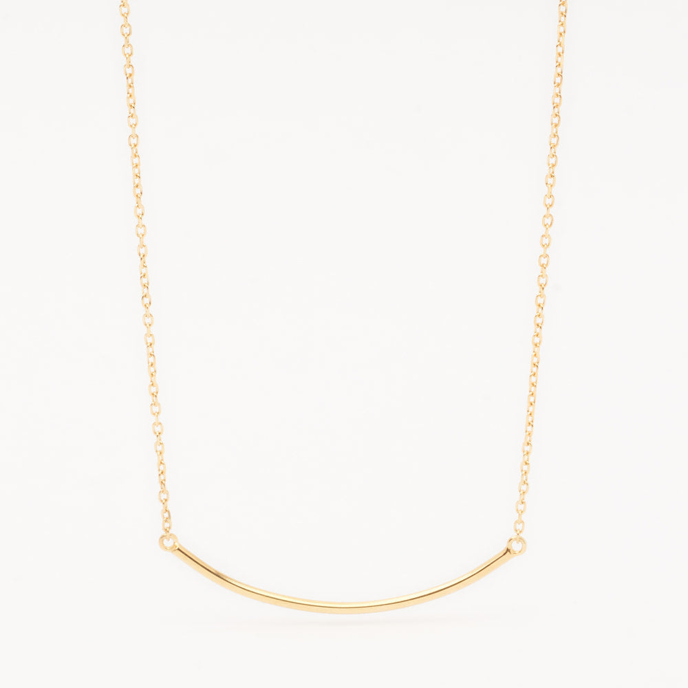Exploring the Curved Bar Necklace Phenomenon