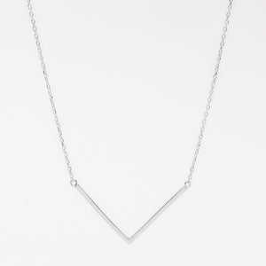 minimalistic layered silver chevron necklace