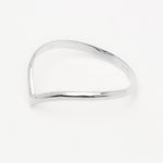 Load image into Gallery viewer, minimalistic silver chevron ring
