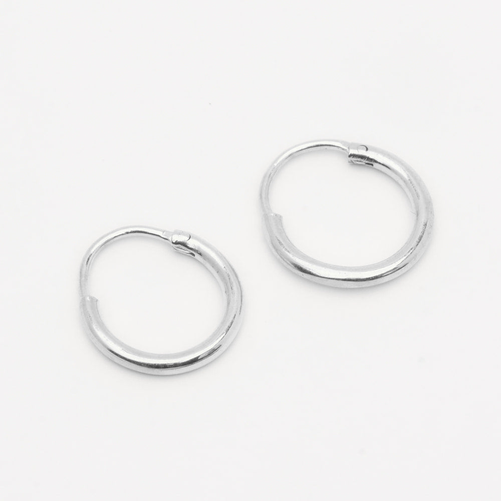 minimalistic silver hoop earrings