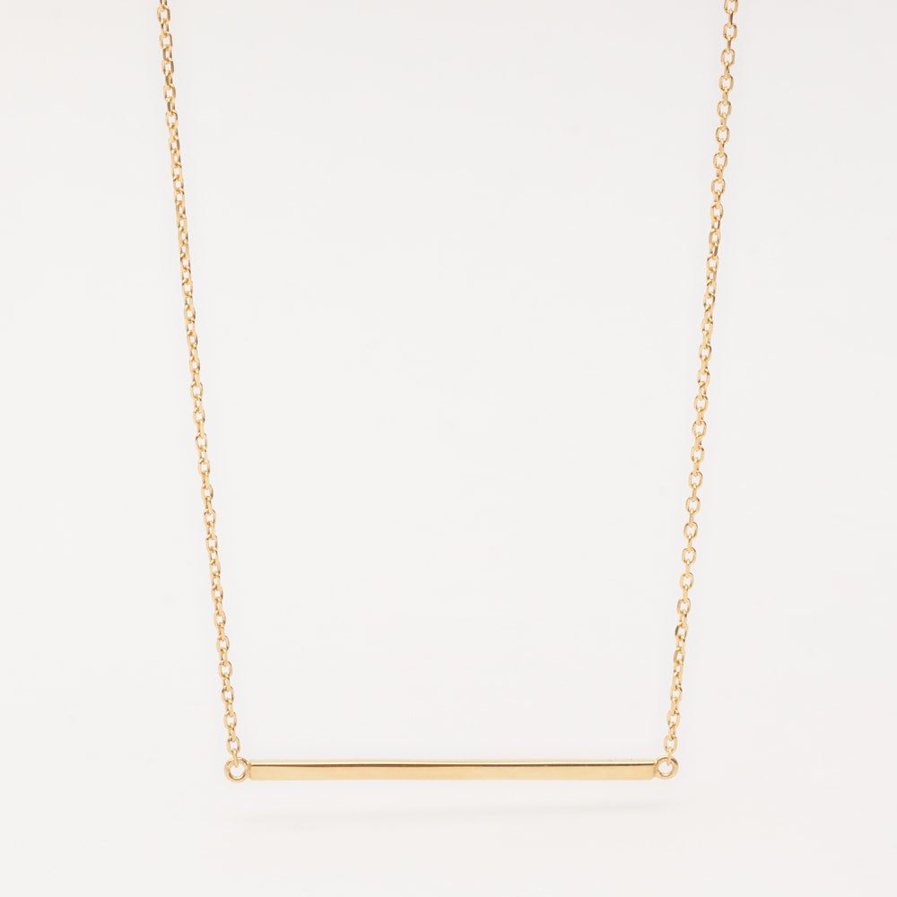 minimalistic gold bar necklace