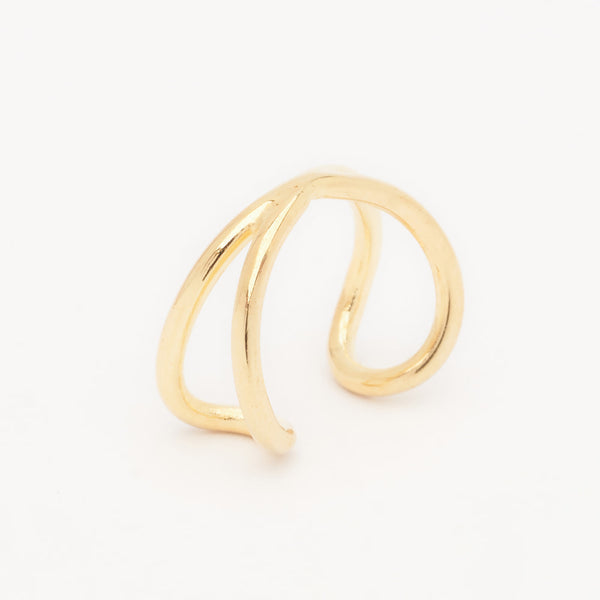 minimalistic gold crossed ear cuff