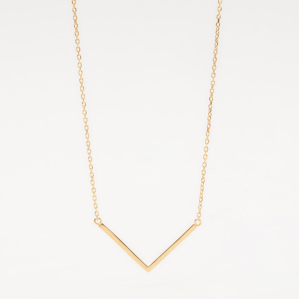 minimalistic layered gold chevron necklace