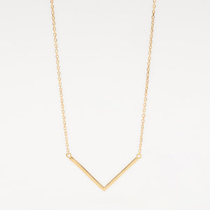 minimalistic layered gold chevron necklace