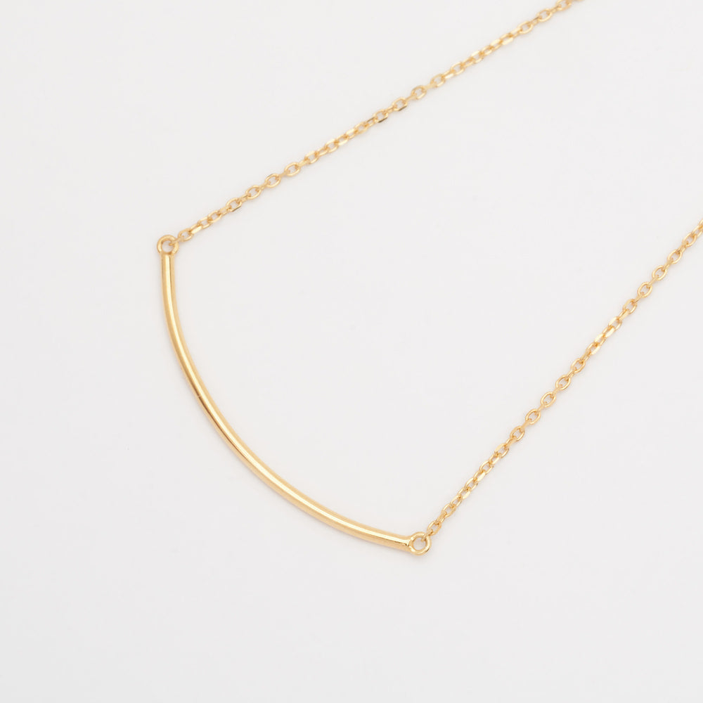 dainty gold curve necklace