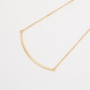 dainty gold curve necklace