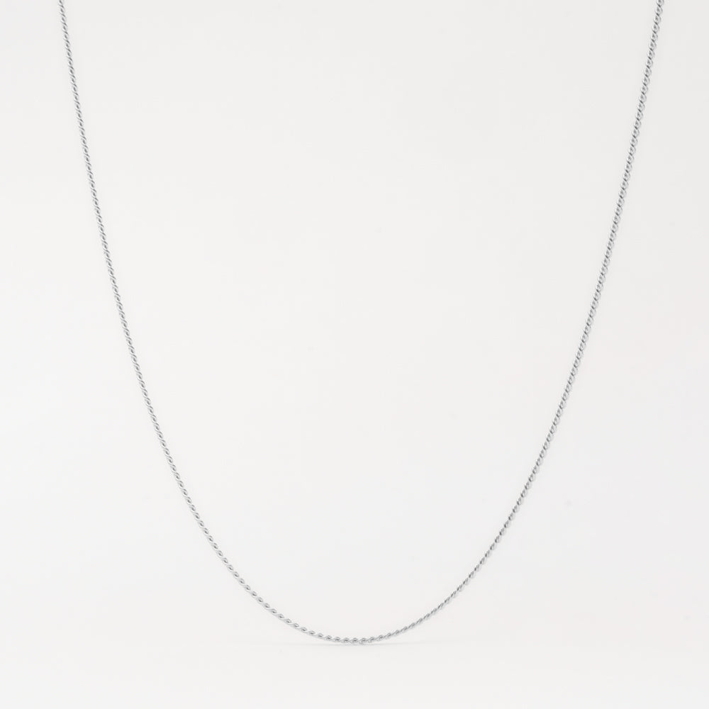 minimalistic silver curb choker necklace